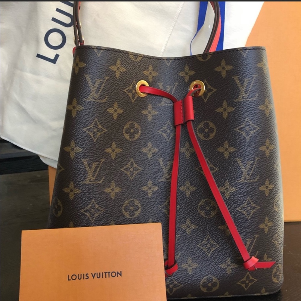 Louis Vuitton neonoe bag
